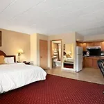 Days Inn By Wyndham Butler Conference Center