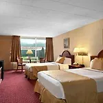 Days Inn By Wyndham Butler Conference Center